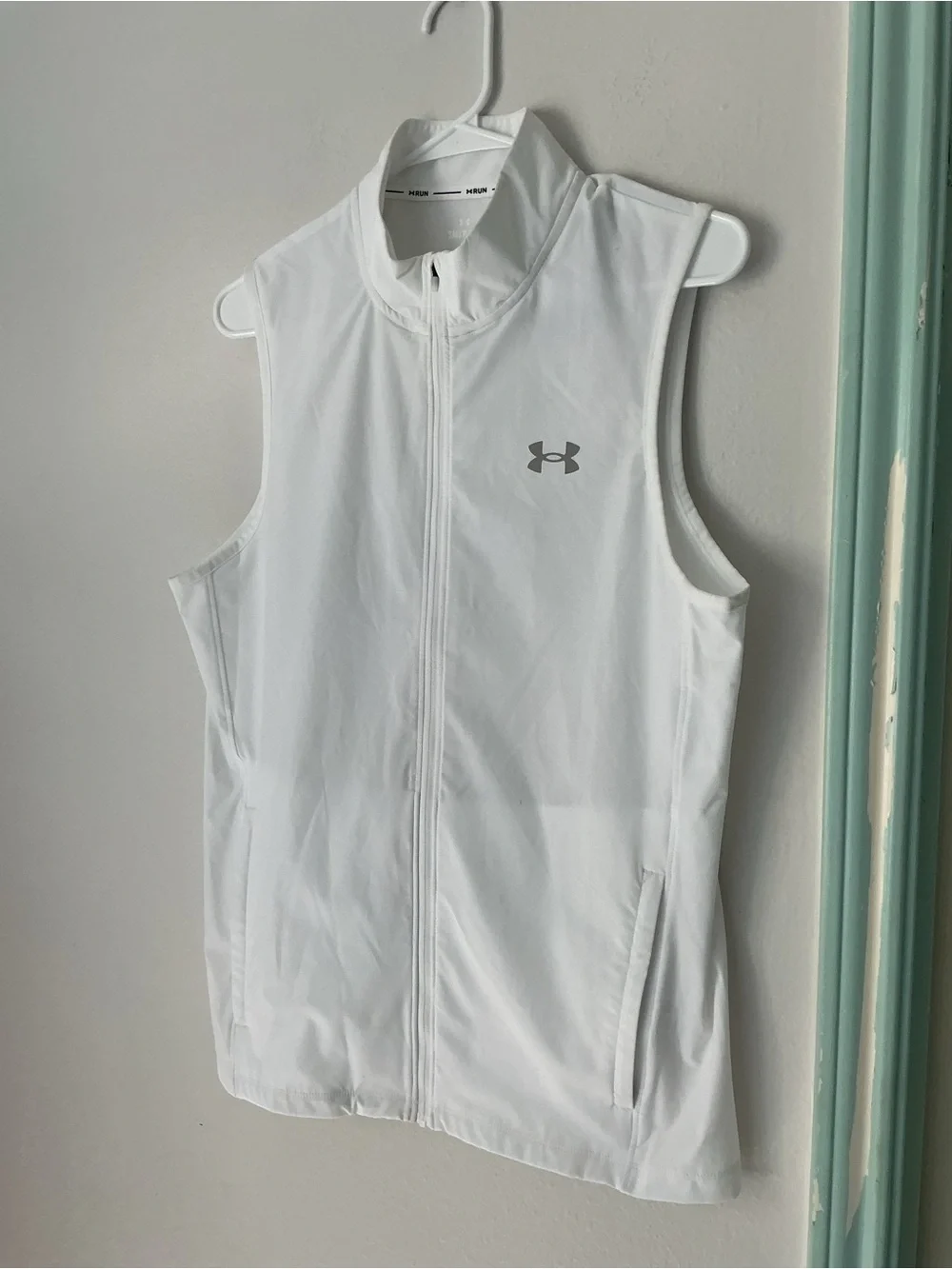 White Under Armour UA Storm Up The Pace Vest Sleeveless Zip Size S